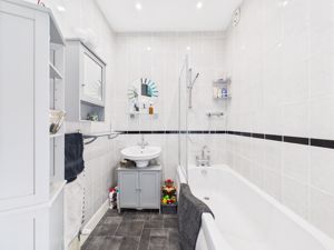 Photo 35- click for photo gallery